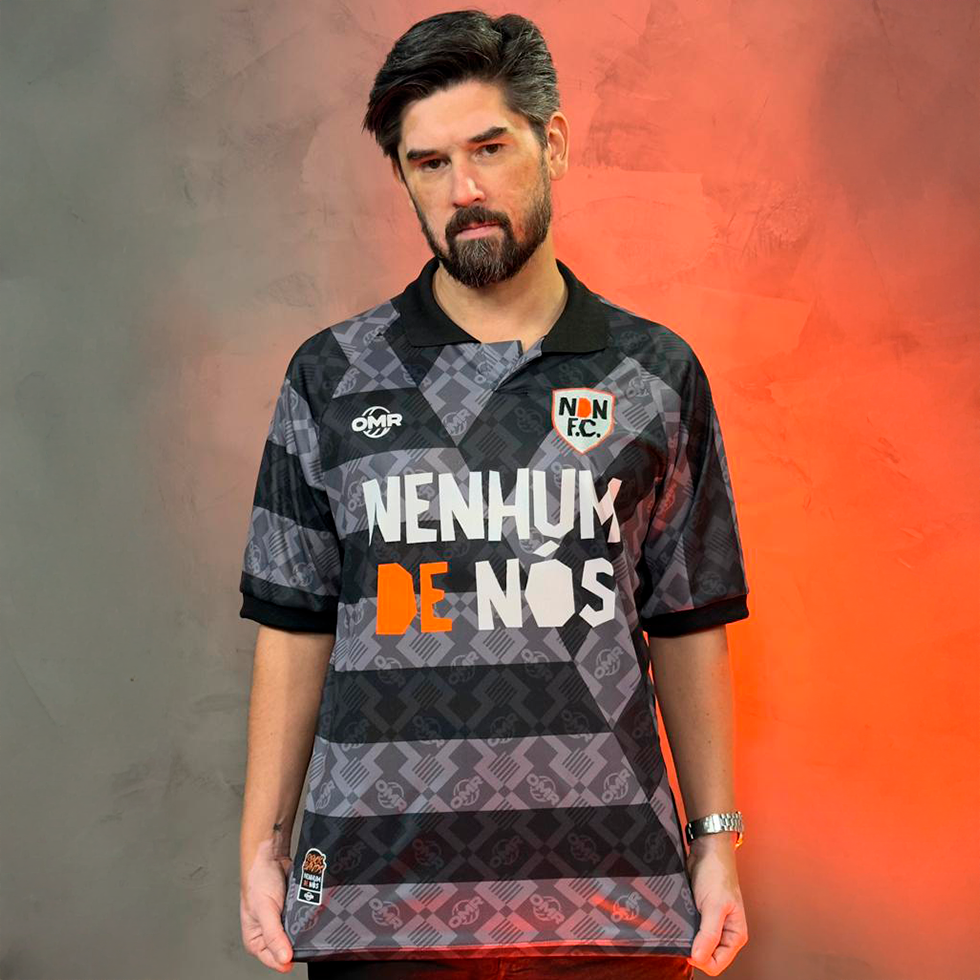 Camiseta Nenhum de Nós F. C.