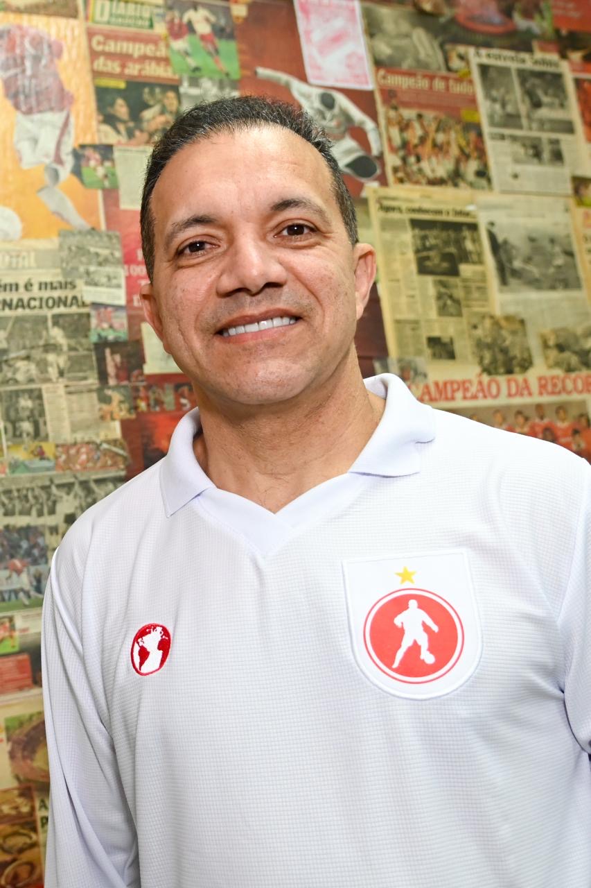 Camiseta O Dono da Metade da Taça. (Autografada)